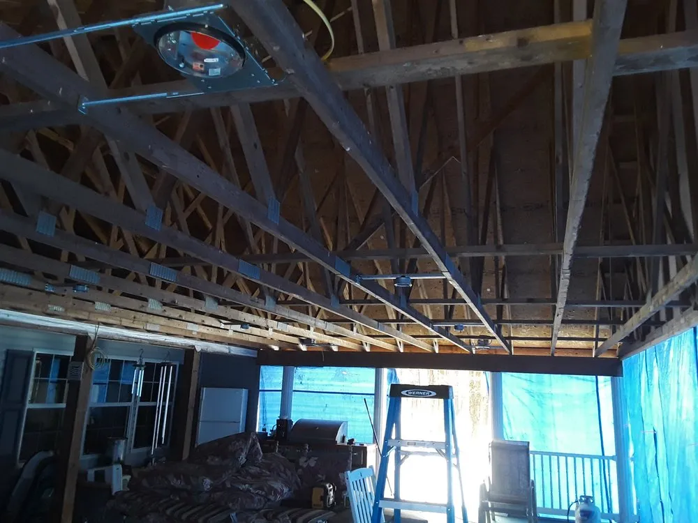 Slide of R&R Roofing and General Contracting