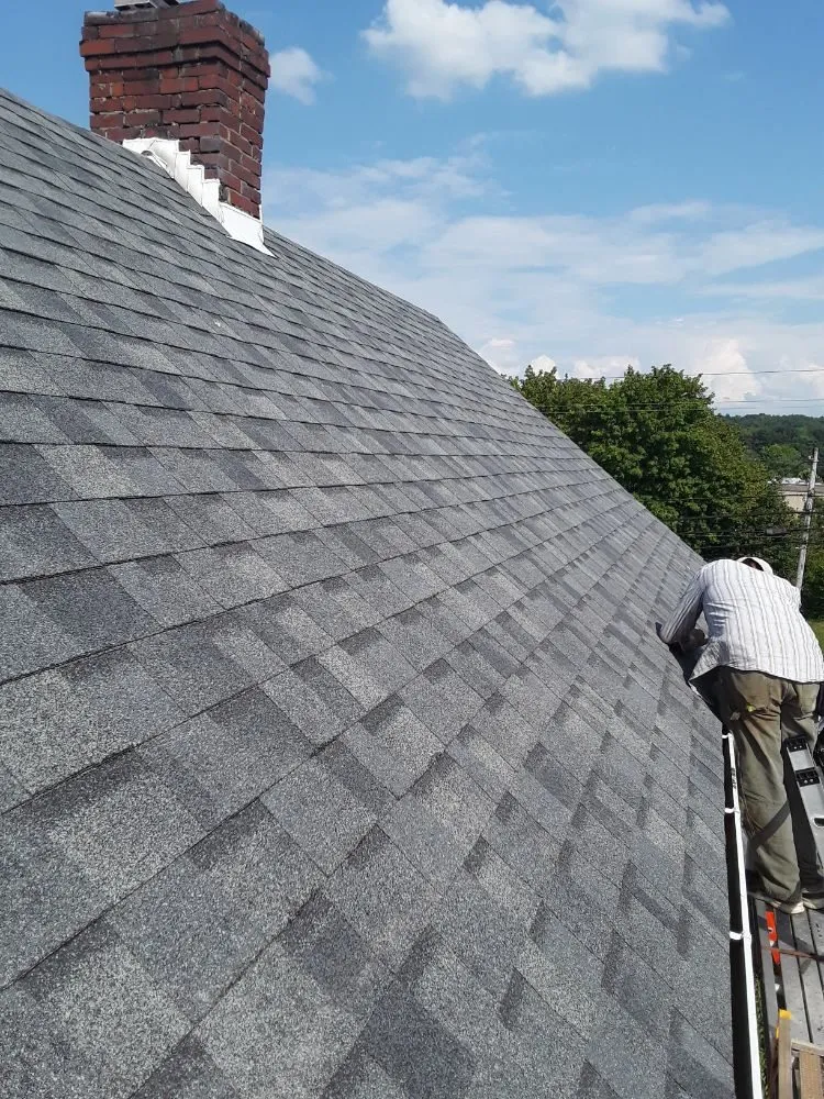 Slide of R&R Roofing and General Contracting