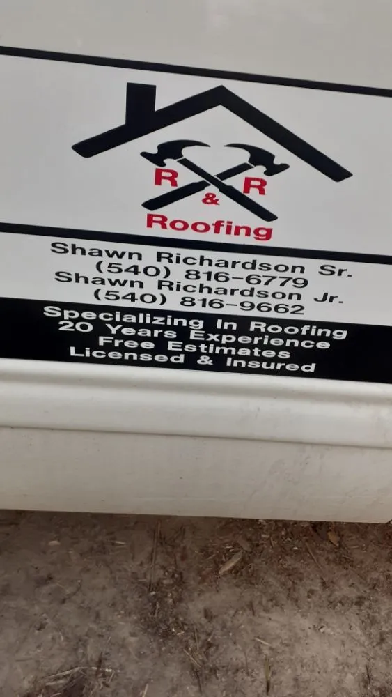 Slide of R&R Roofing