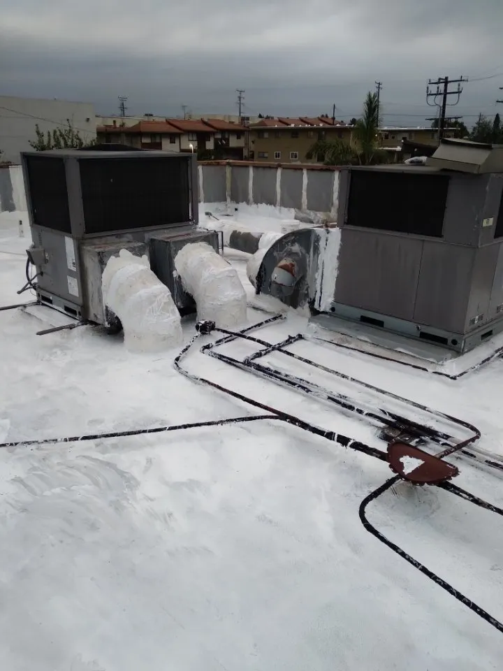 Slide of RR Roofing Service