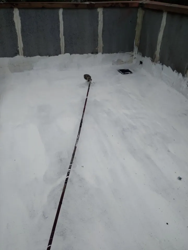 Slide of RR Roofing Service