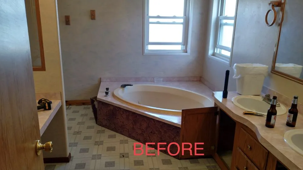 Slide of R&R Young Construction