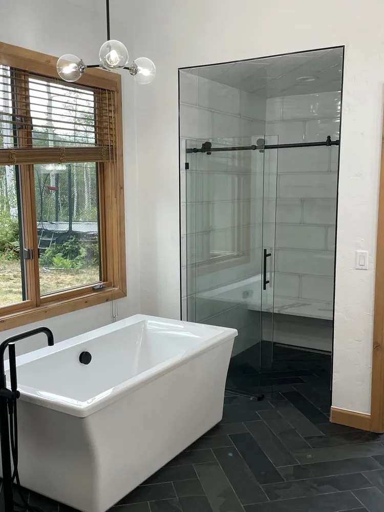 Slide of R&R Young Construction