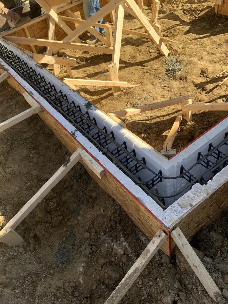 Slide of R&R Young Construction