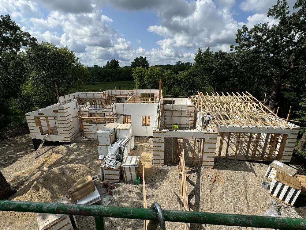 Slide of R&S General