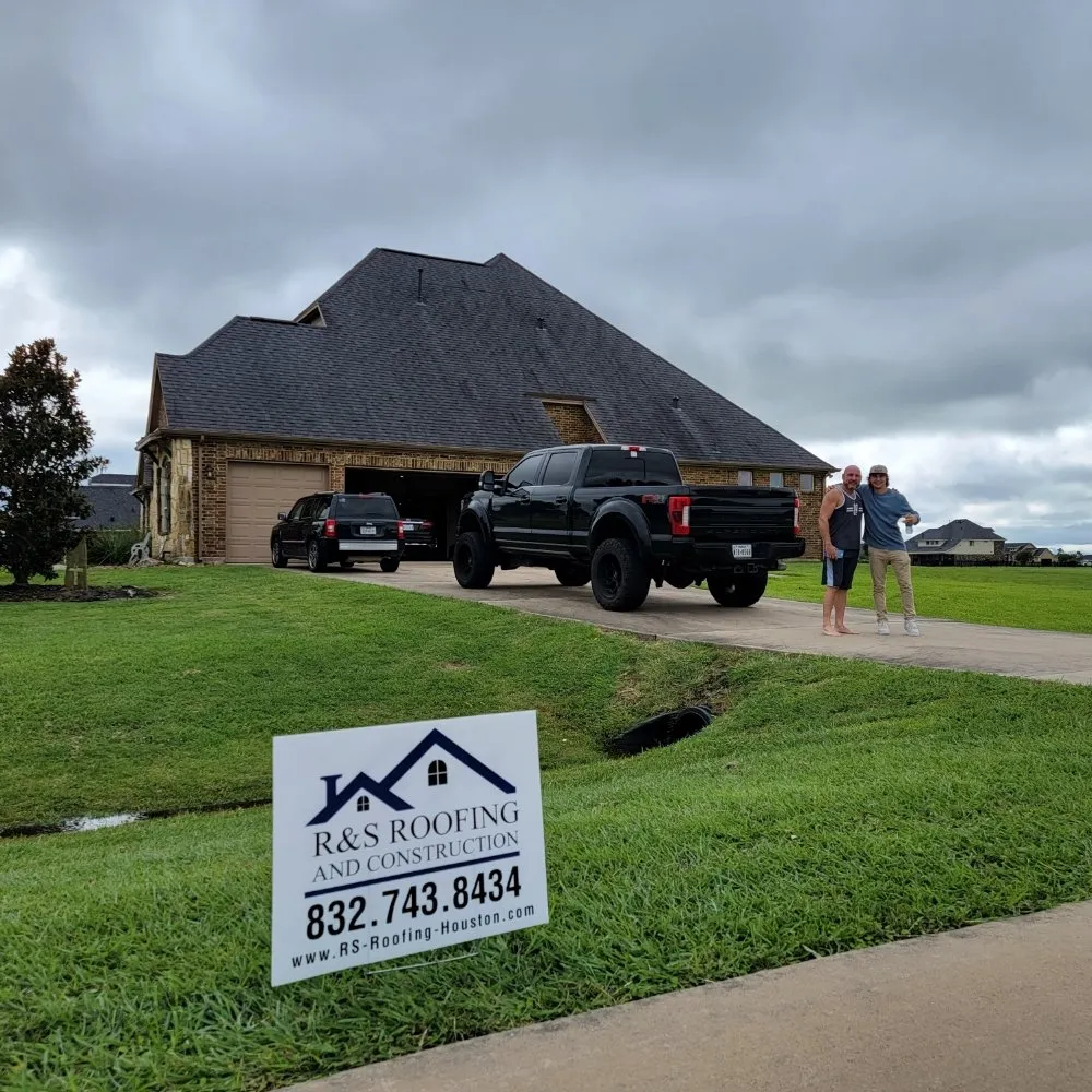 Slide of R&S Roofing