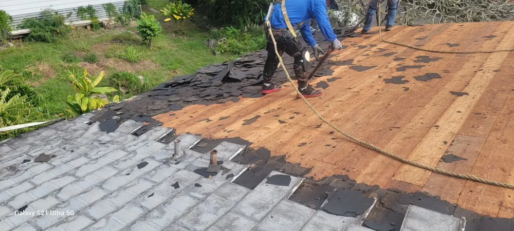 Slide of RSC Roofing