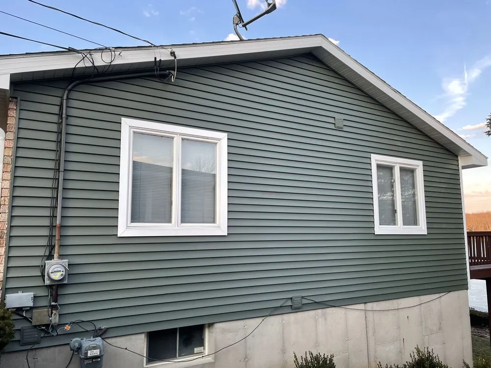 Slide of RSI Home Improvement