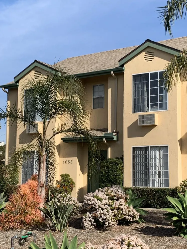 Slide of RSI Roofing