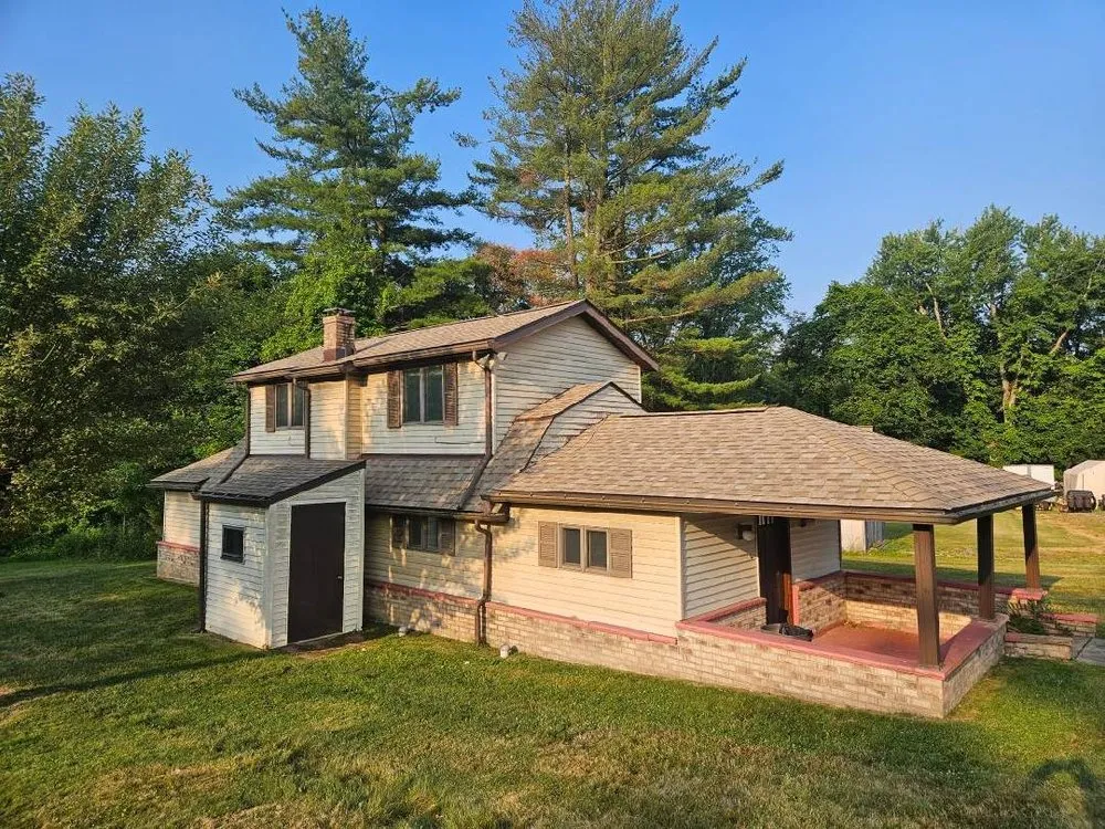 Local roof installation for fast service across Belle Vernon, PA - RT Roofing & Exteriors