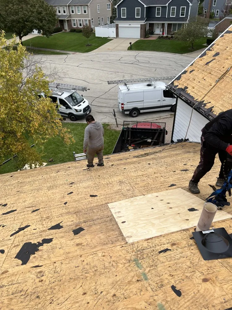 Slide of RT Roofing Exteriors