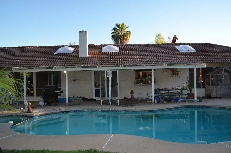 Slide of RT Roofing Specialist