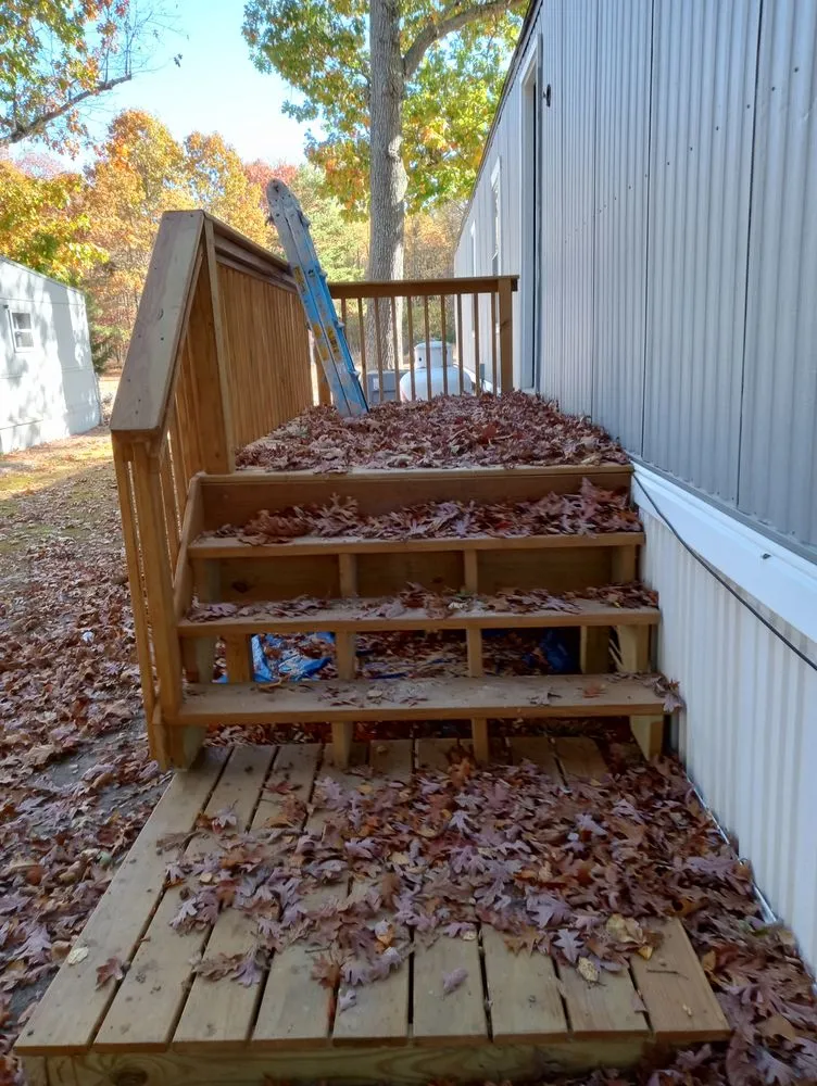 Slide of RTR Construction Solutions