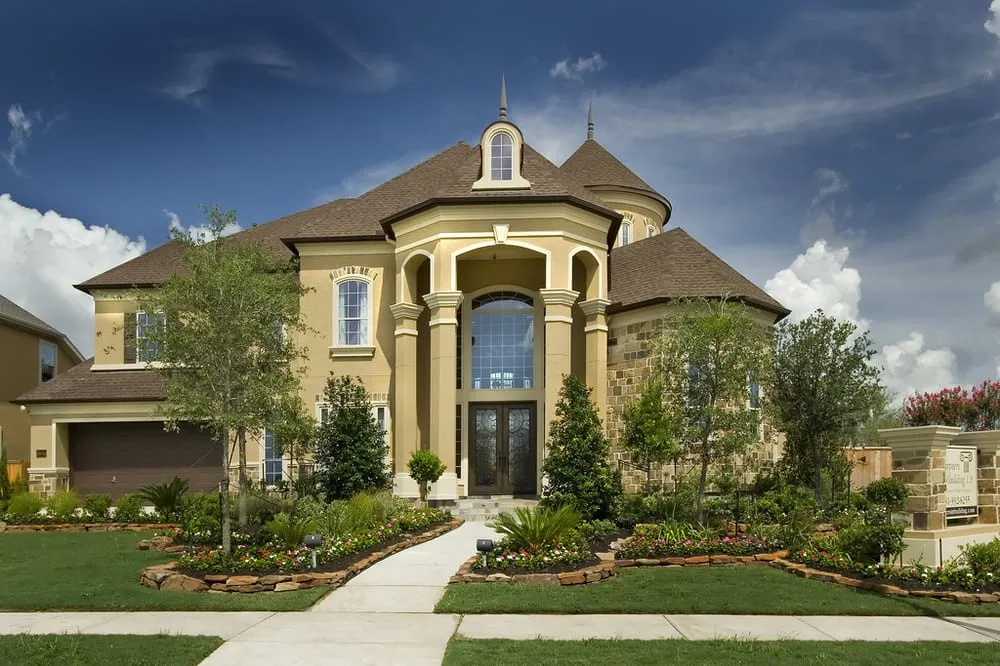 Slide of RTS Roofing