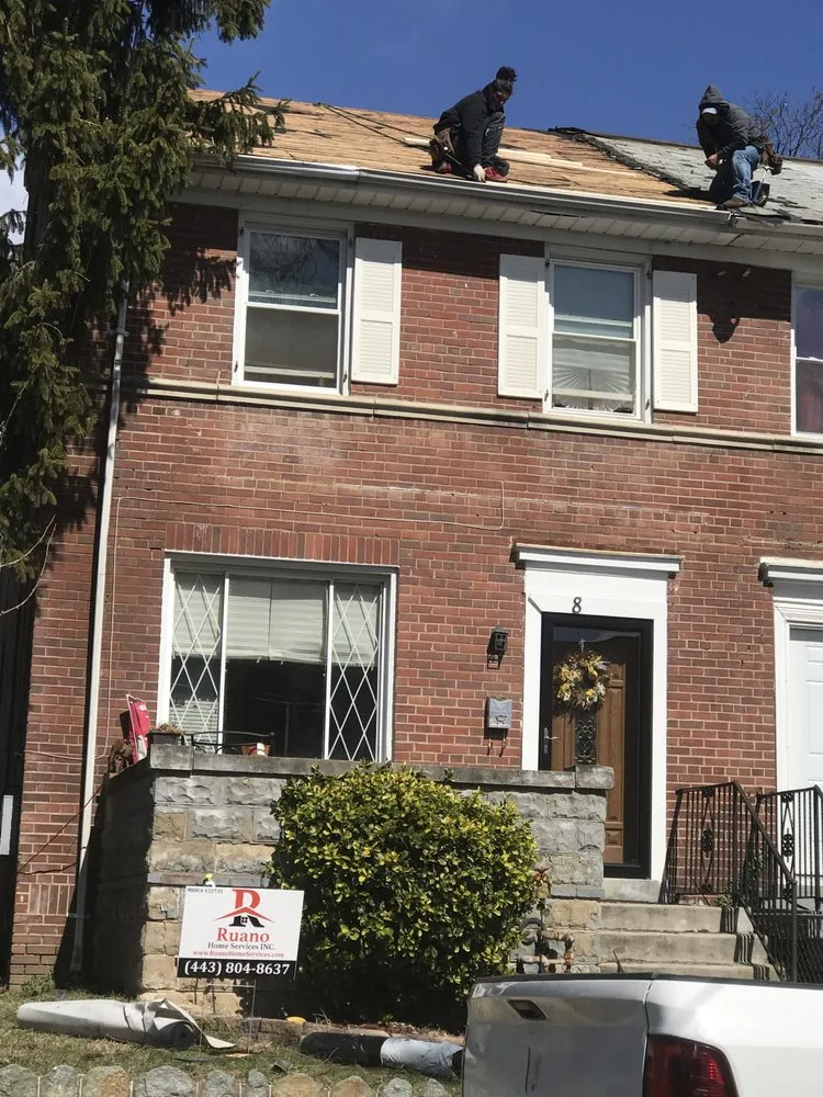 Licensed shingle roofing service experts serving Phoenix, MD - Ruano Home Services