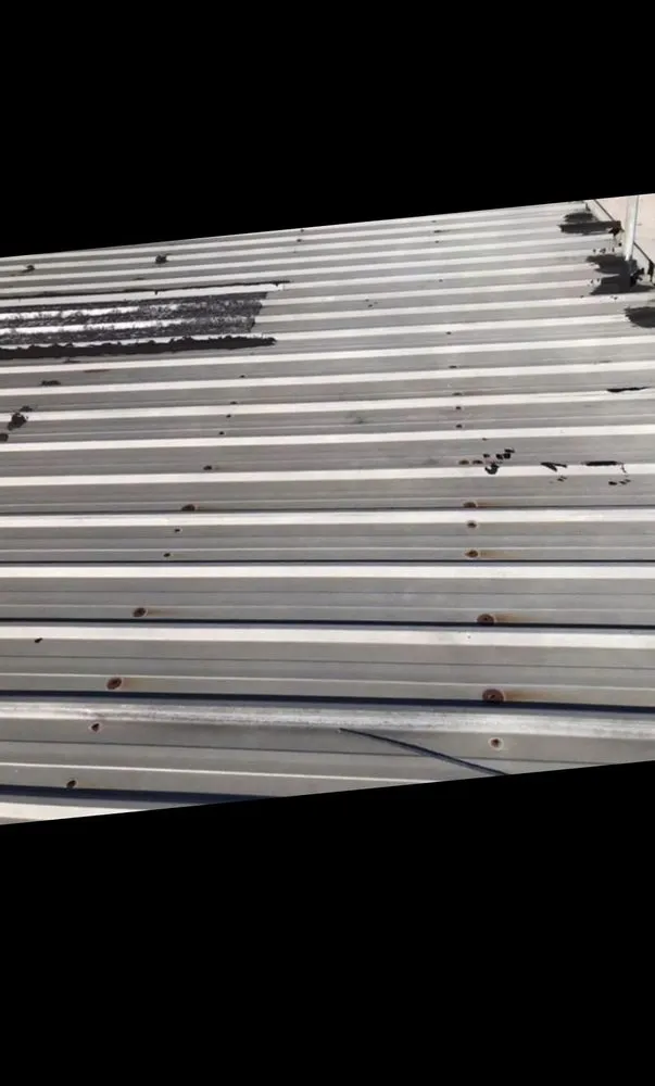 Slide of Rubberized Aluminum Roofcoating