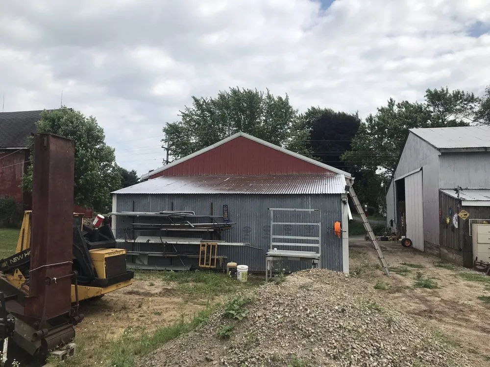 Slide of Rubberized Aluminum Roofcoating