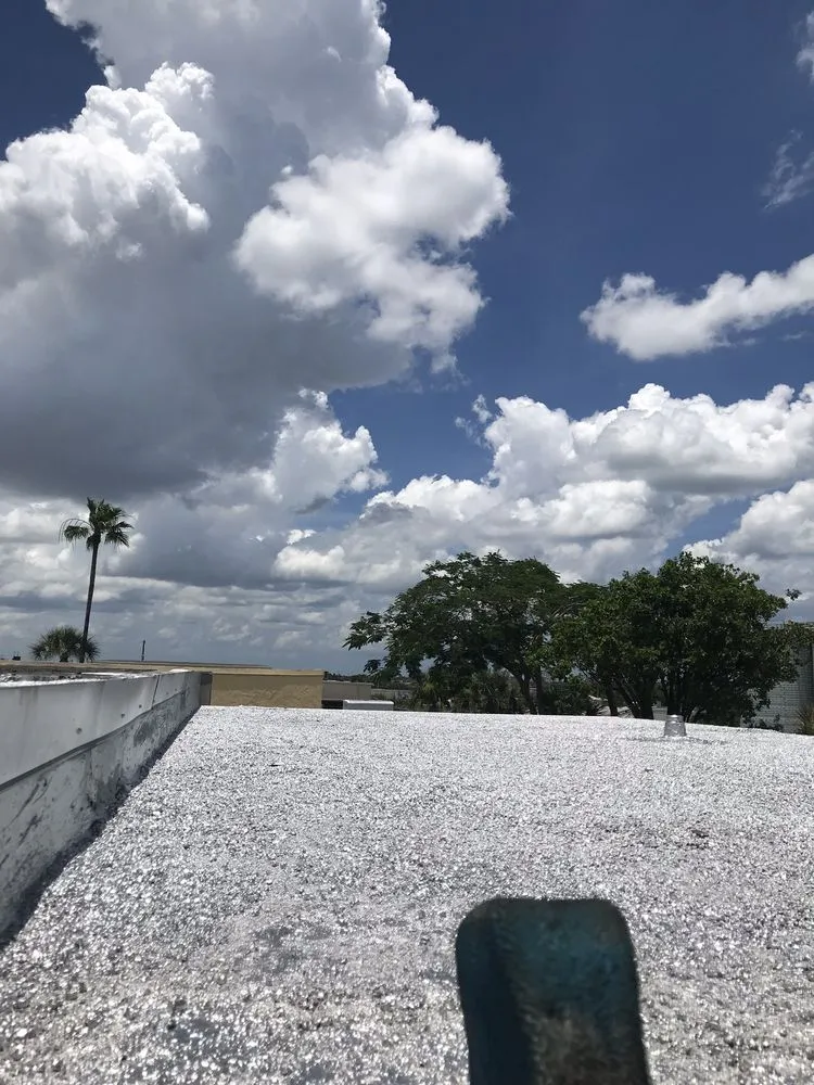 Slide of Rubberized Aluminum Roofcoating