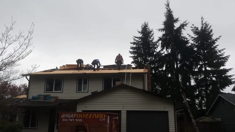 Slide of Ruben's Roofing