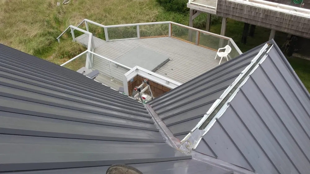 Slide of Ruben's Roofing