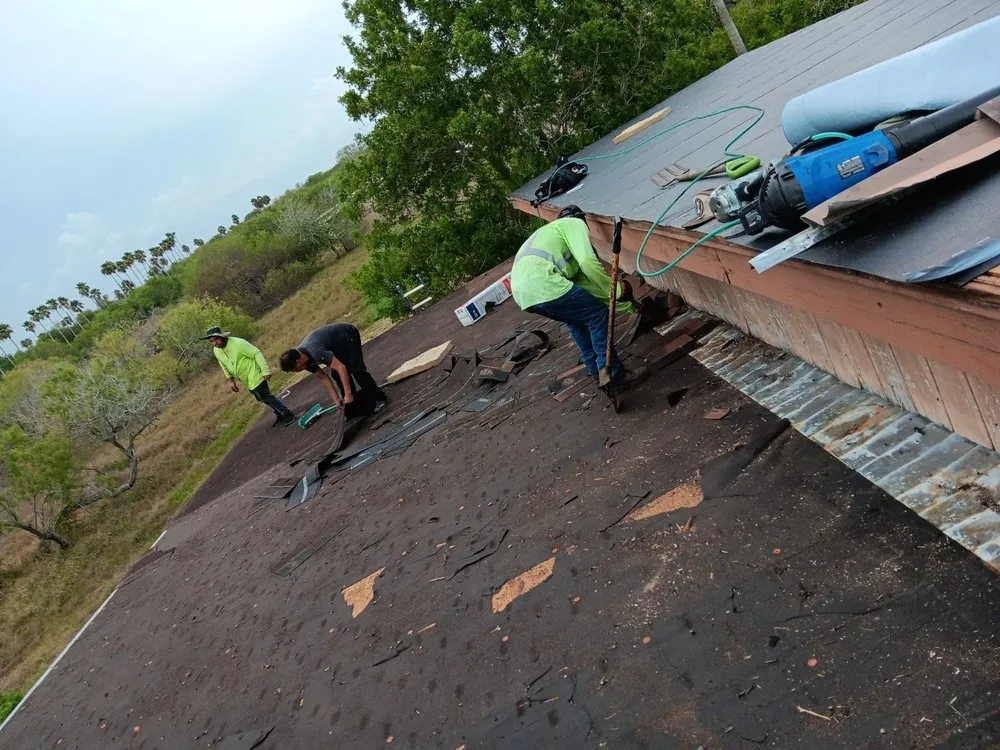 Slide of Rubio R Roofing