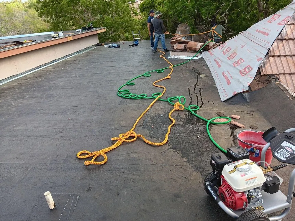 Slide of Rubio R Roofing