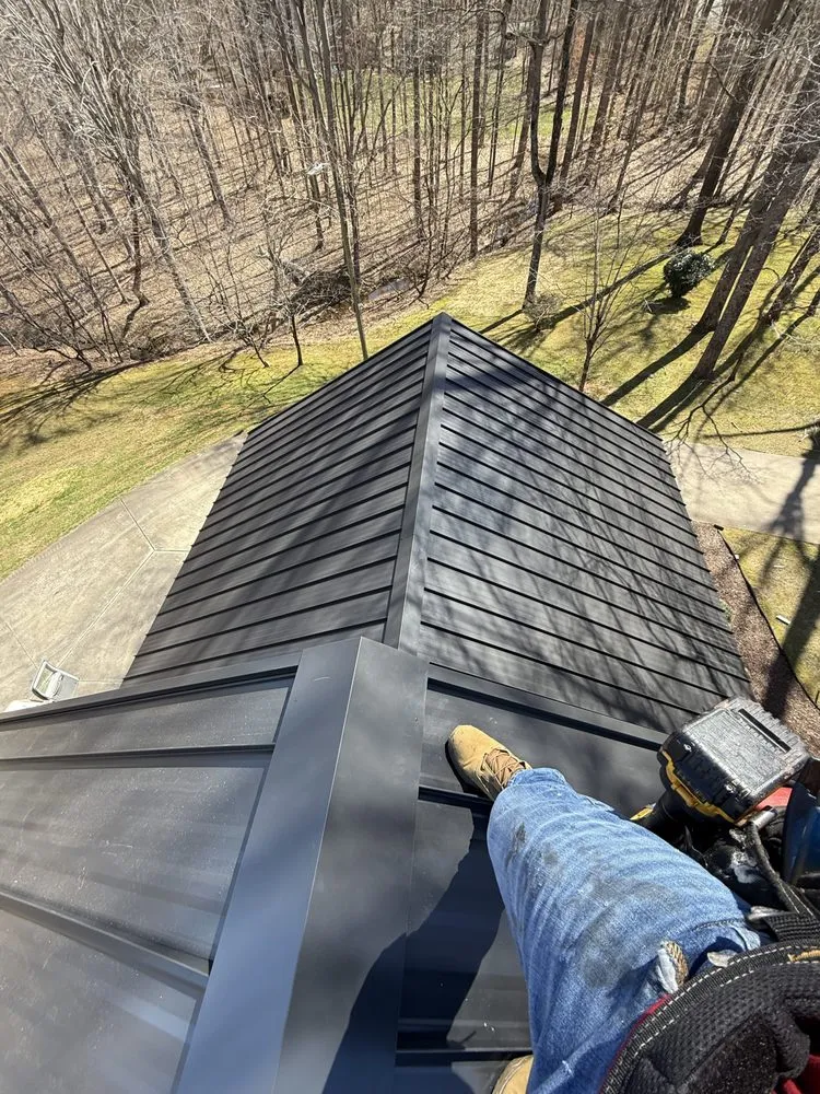 Slide of Rubio’s Roofing