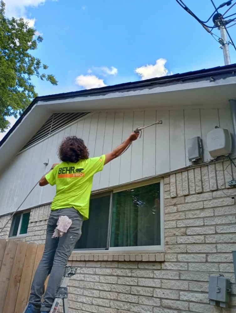 Slide of Rubén Landscaping & Construction