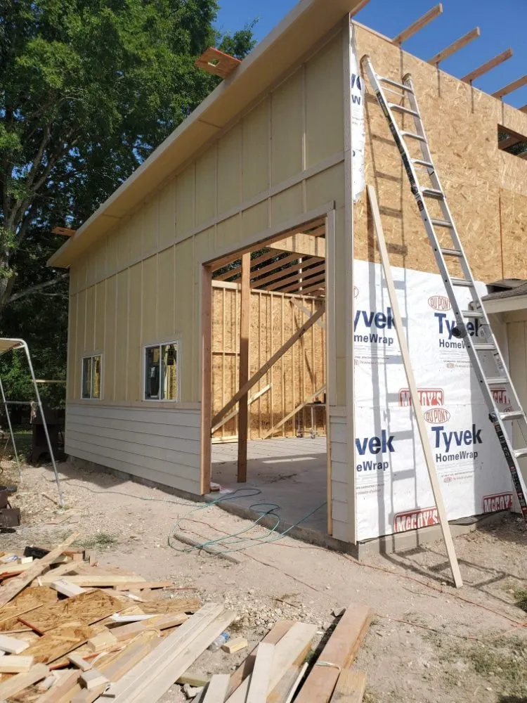 Slide of Rubén Landscaping & Construction