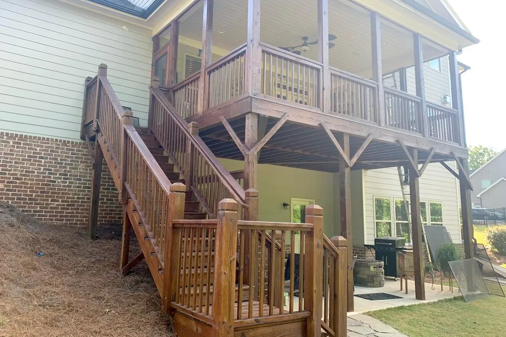 Slide of Rudy's Painting and Roofing