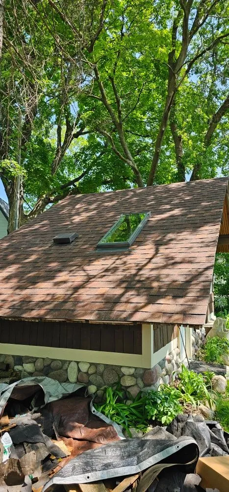 Slide of Ruiz Construction