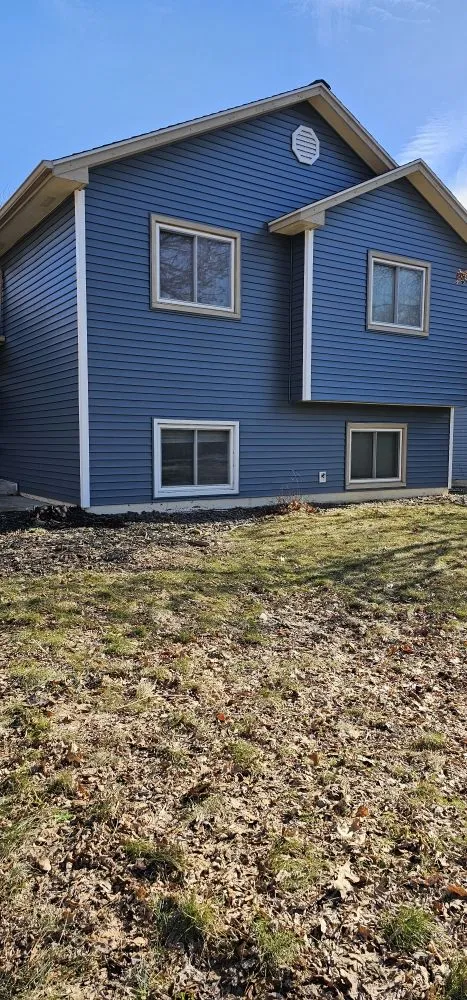 Slide of Ruiz Construction