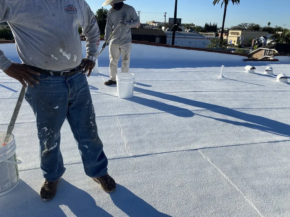 Slide of Ruiz Roofing Construction