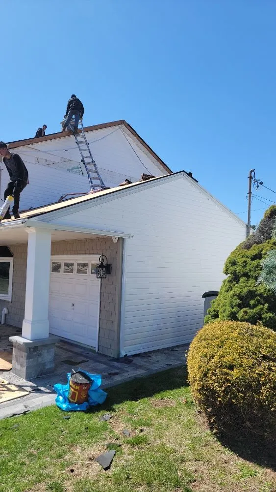 Slide of Ruiz Roofing Leak Ander