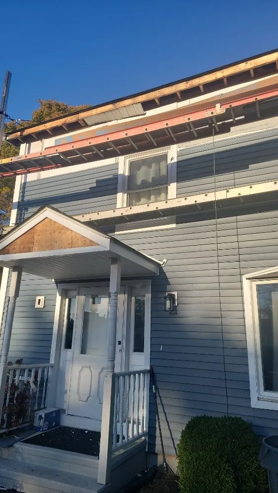 Slide of Ruiz Roofing Leak Ander