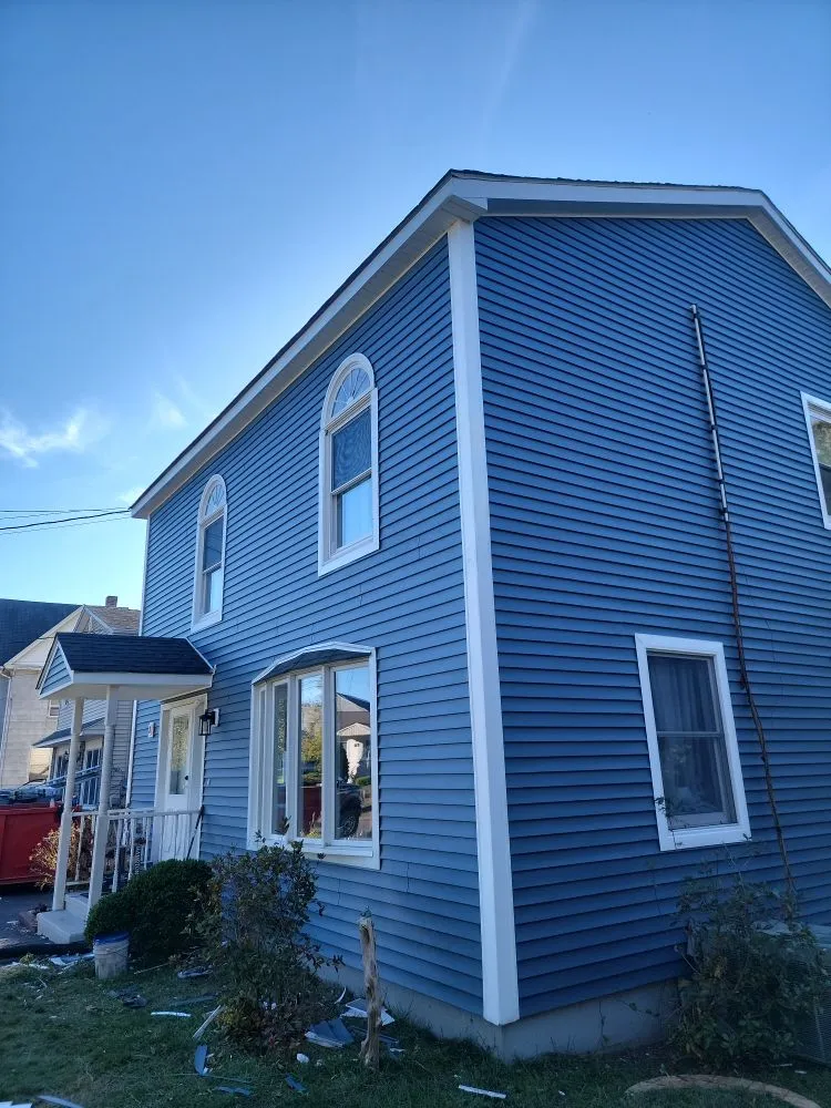 Slide of Ruiz Roofing Leak Ander