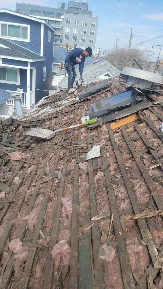 Slide of Ruiz Roofing Leak Ander