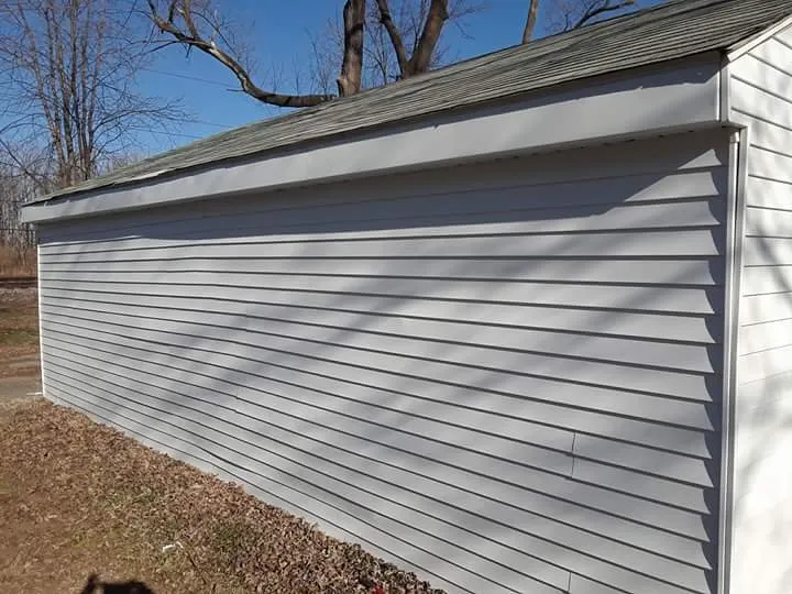 Slide of Rusty Watts Construction