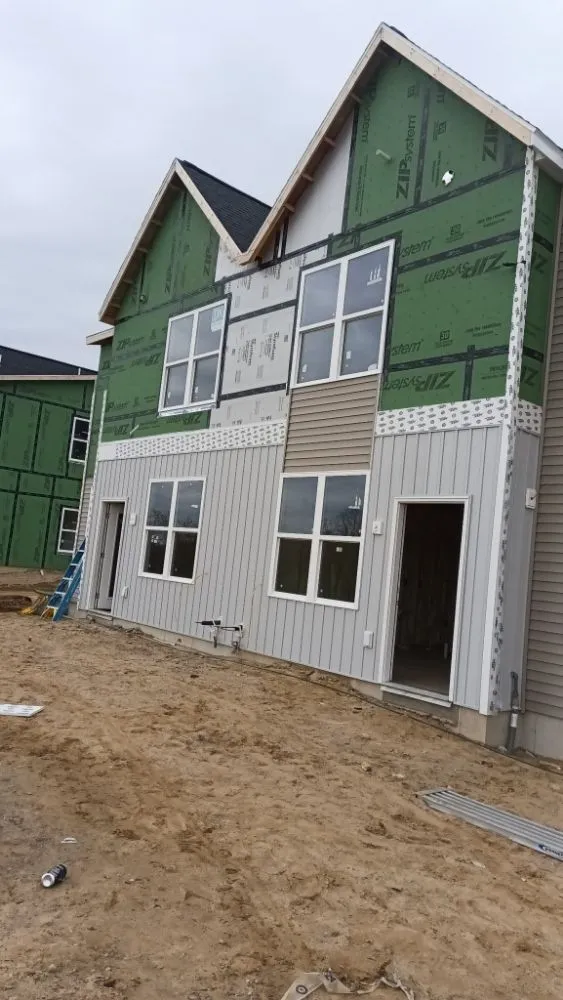Professional roof repair in Pullman, MI by Ruviras RR costruction
