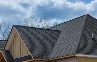 Expert roof repair near you in Pullman, MI by Ruviras RR costruction