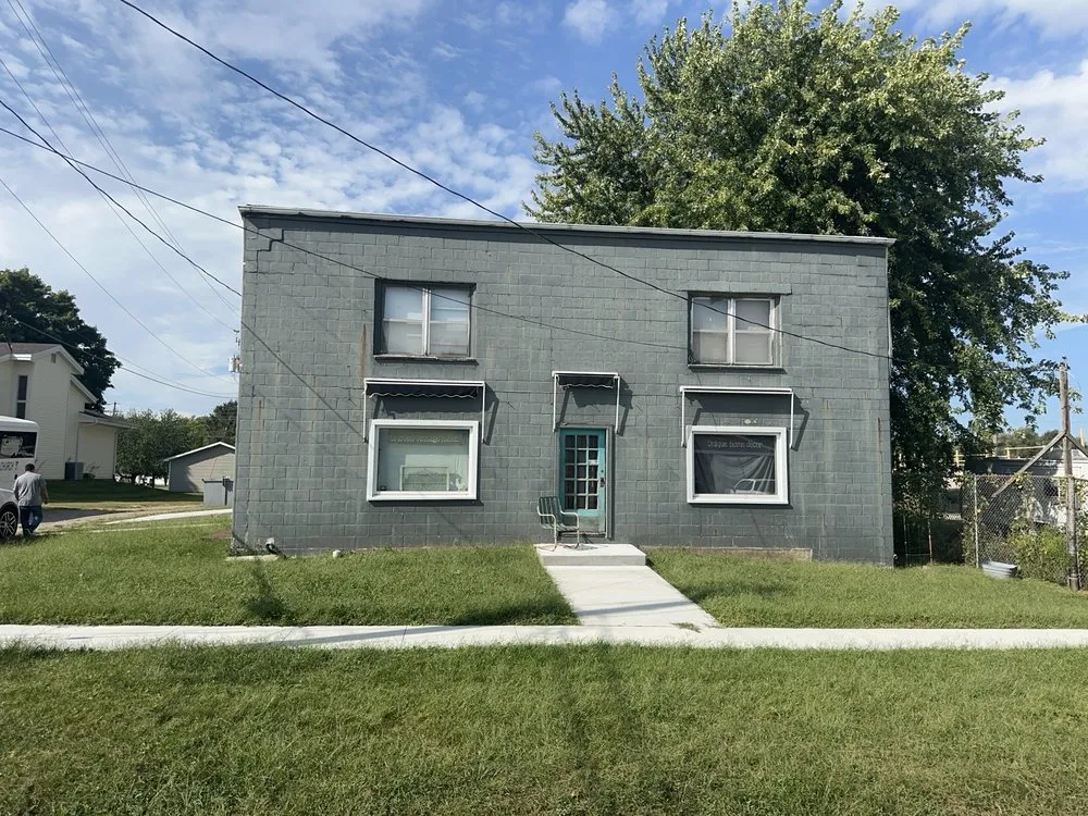 Slide of RW Construction