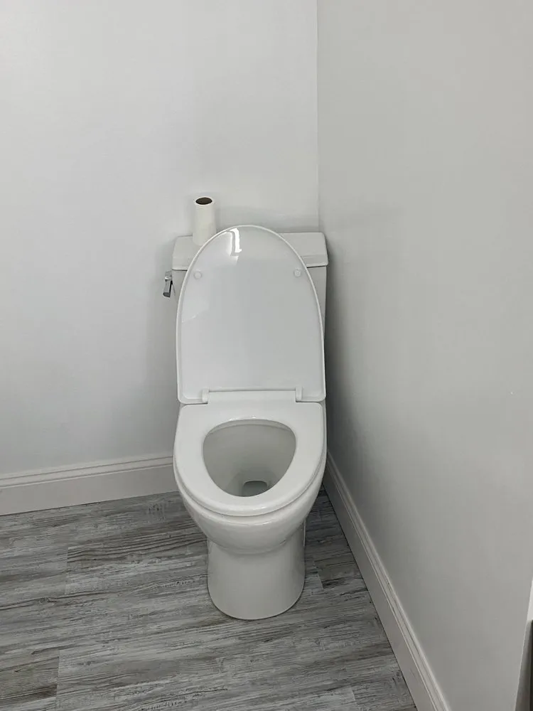 Slide of R&W Repairs & Renovations