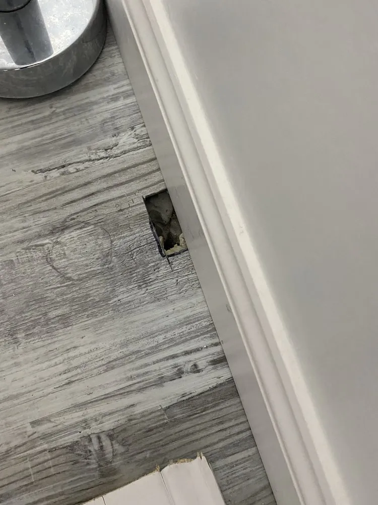 Slide of R&W Repairs & Renovations