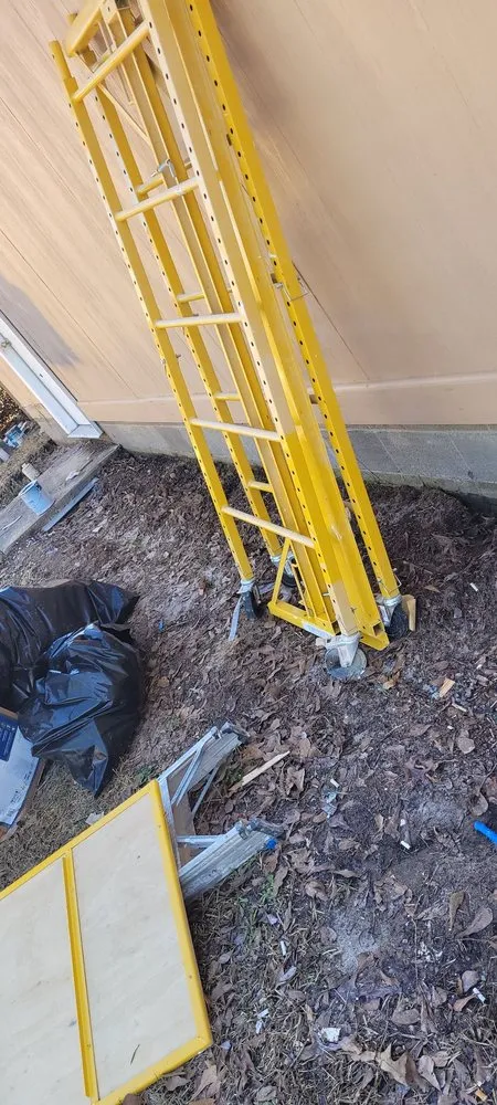 Slide of R&W Repairs & Renovations