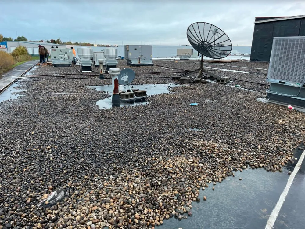 Slide of R&X Roofing