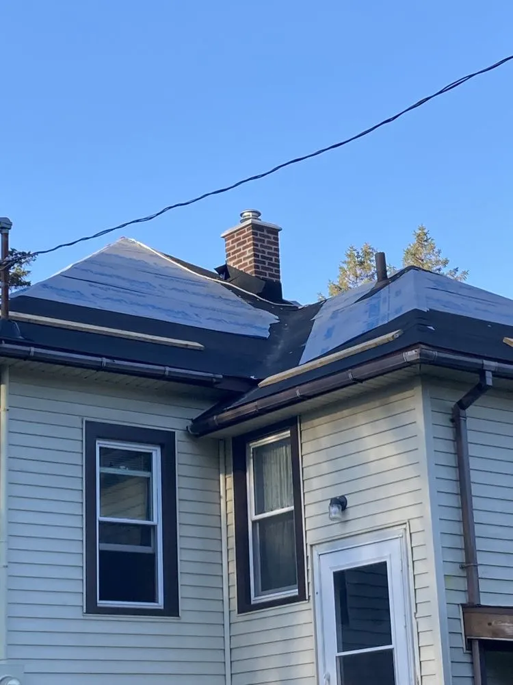 Licensed residential roofing service experts serving Brethren, MI - Ryan's Construction