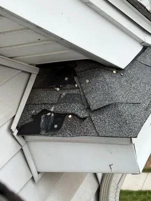 Ryan's Roofing & Repair