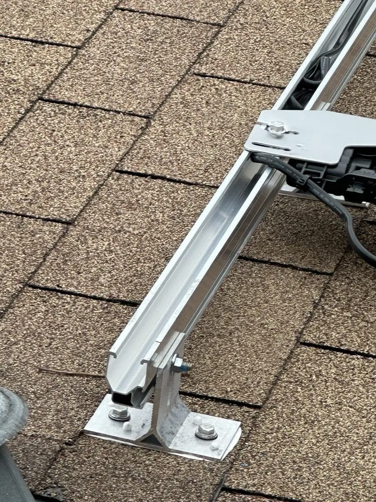 Slide of Ryan’Z Roof’Z and Extior’Z