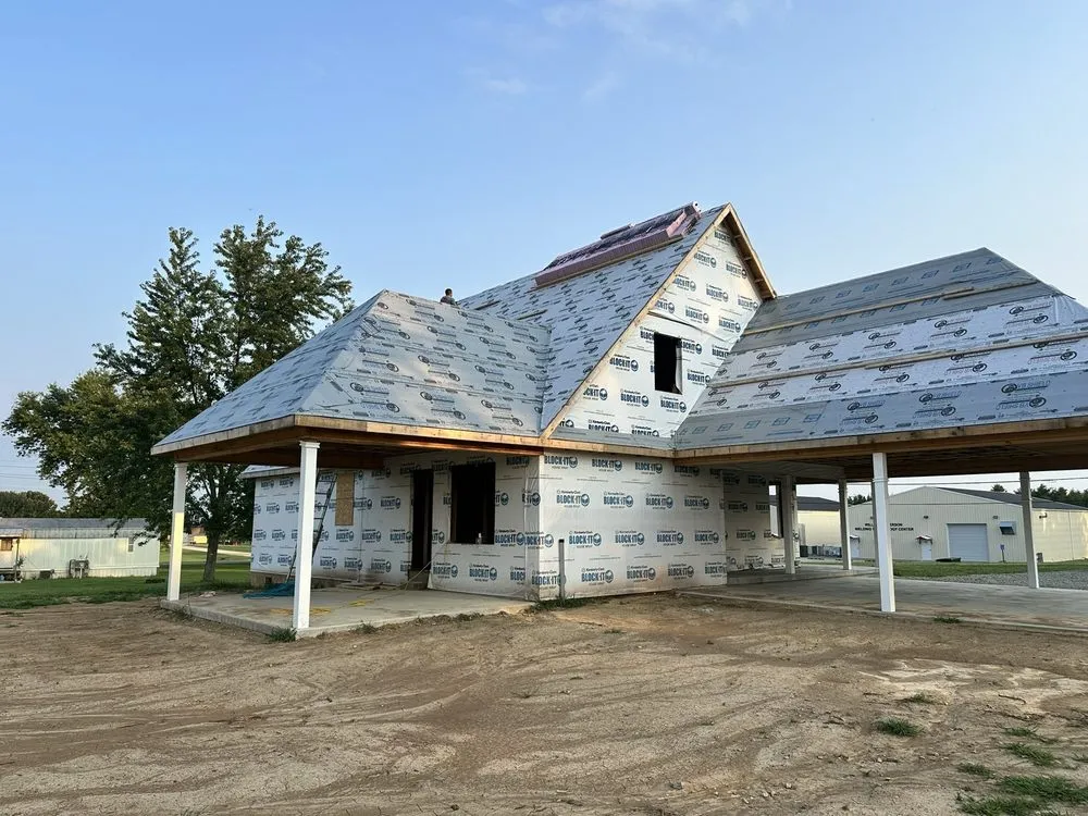 Slide of Ryan’Z Roof’Z and Extior’Z