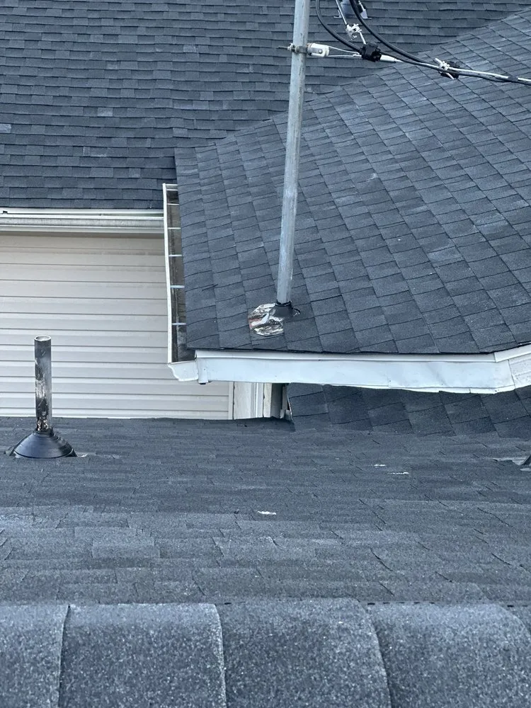 Slide of Ryan’Z Roof’Z and Extior’Z